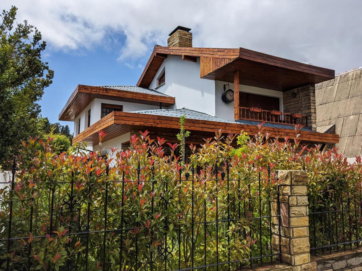 Citizen Kane Lodge - Hospedaje Gourmet San Carlos de Bariloche Ngoại thất bức ảnh